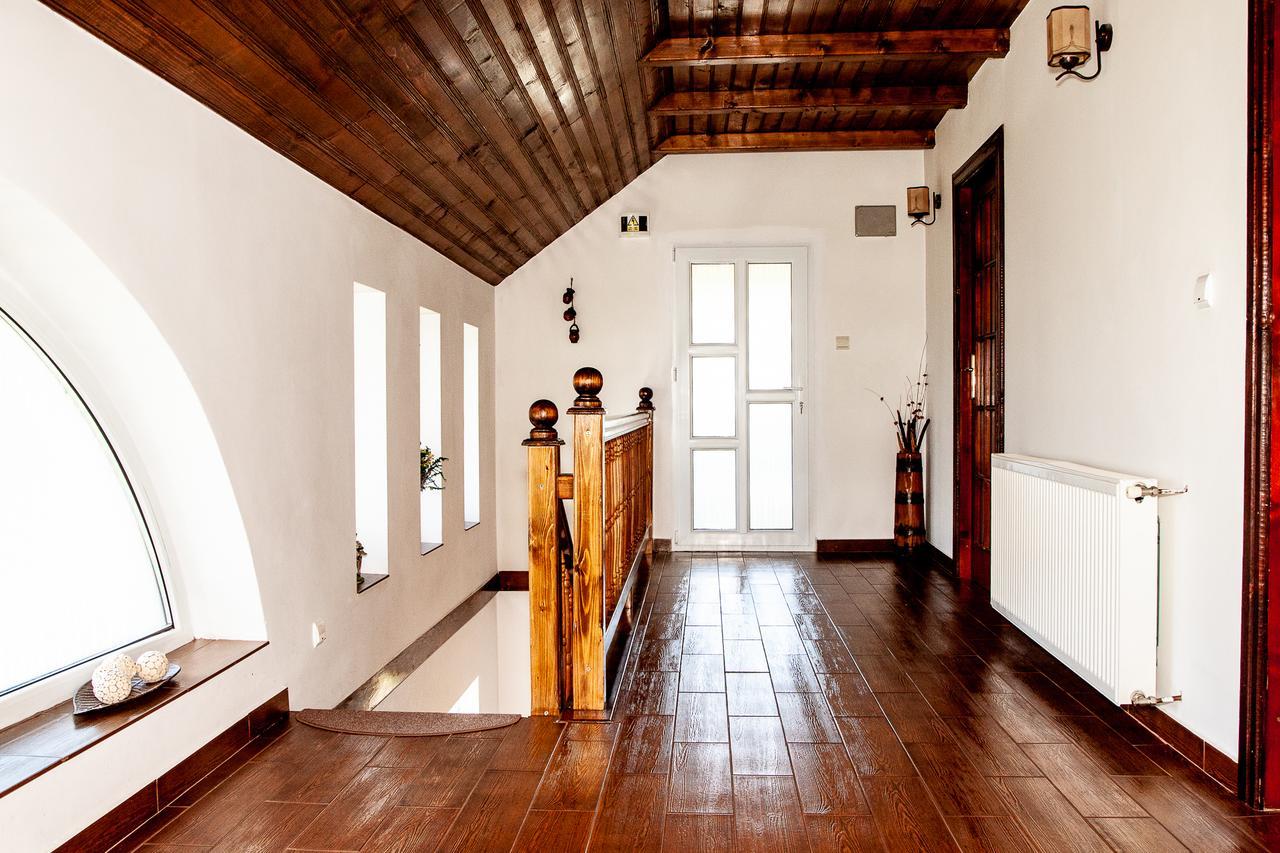 Rustic Argesean Corbeni Exterior foto